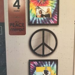 Peace Collection Wall Decor With Mirror 7 Pieces New In Box 