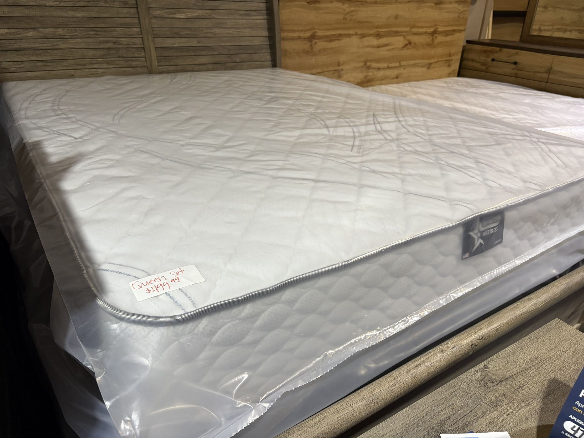 New Dreamstar Queen Mattress Set