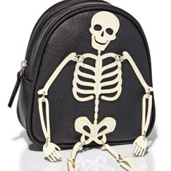  SKELETON BACKPACK 👉 $20 EACH ONE 