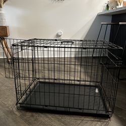 Dog Pet Crate Metal with Plastic bottom