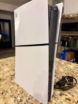 PlayStation 5 Slim w/ Disk Drive
