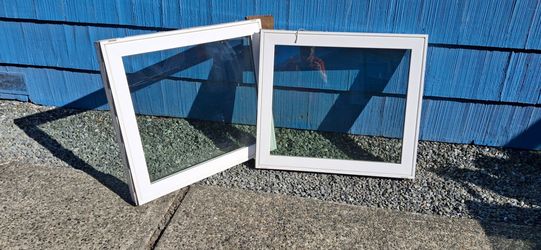 Vinyl Windows 34x30 Picture