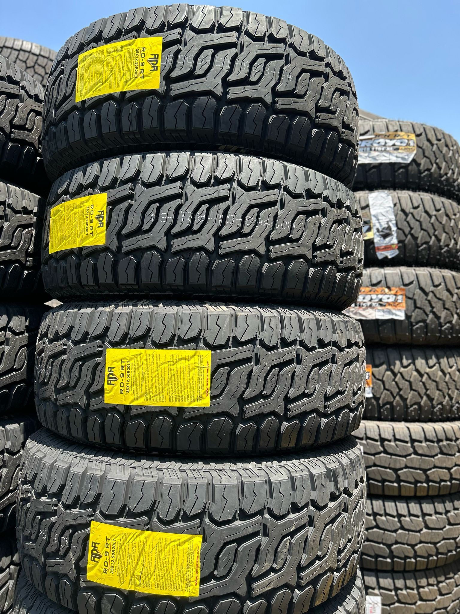 35 12.50 20 Vendo Un Set De Llantas Nuevas Con Garantía