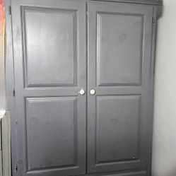 2 Door Armoire