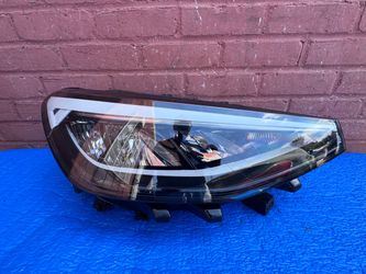 2021-2023 Volkswagen ID.4 LED Right Side Headlight Assembly OEM
