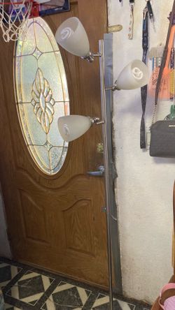 Flor lamp $25