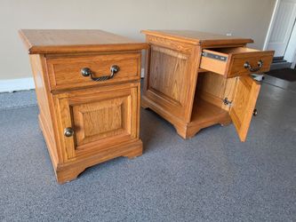 Two livingroom Endtables