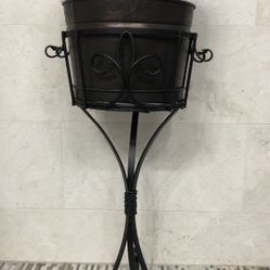 Fabulous Southern Living Metal Bucket With Wrought Iron … Check Out My Other Offers Too 