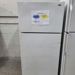 🍀St. Patrick's Sale! Hotpoint 16cuft Fridge-Warranty Included 