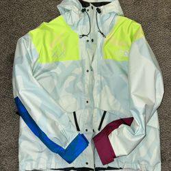 FW21 The North Face x Kaws Retro 1986 Mountain Jacket Ice Blue Size XL