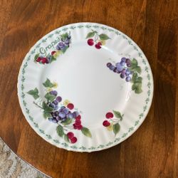 Royal Albert Grapes Plate 