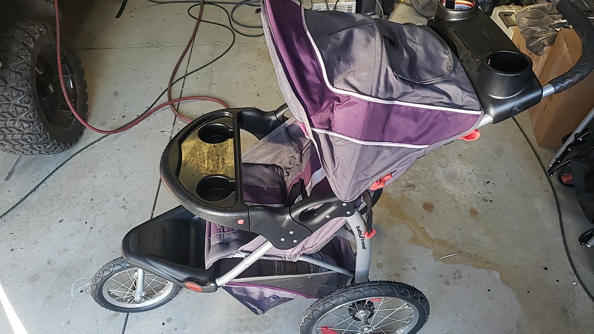 Baby trend jogging stroller