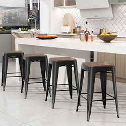 Bar Stools Set of 4 Stackable Metal Bar Stools Industrial Counter Height Stools Backless Barstools with Wooden Seats (30in, Matte Black with Wooden