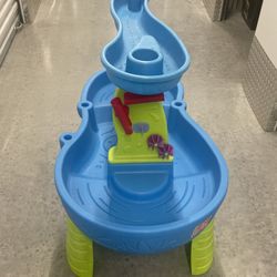 Step 2 Water Table Table With No Accessories 