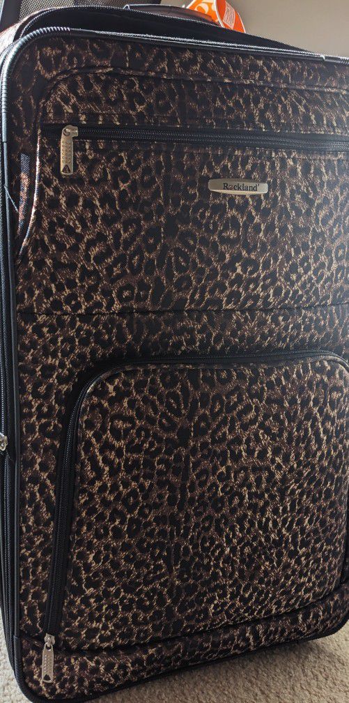 24-inch Leopard Print Travel Luggage/bag