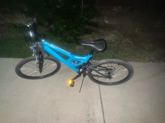 Huffy 24 inch mountain bike