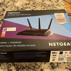 NETGEAR Nighthawk AC1900 WiFi Router (R7000)
