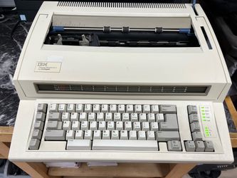 IMB Personal Wheelwriter 2 Typewriter by LEXMARK