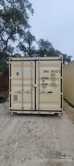 WIND & WATERTIGHT 20’ & 40’ SHIPPING CONTAINERS!