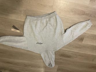 Essential hoodie
