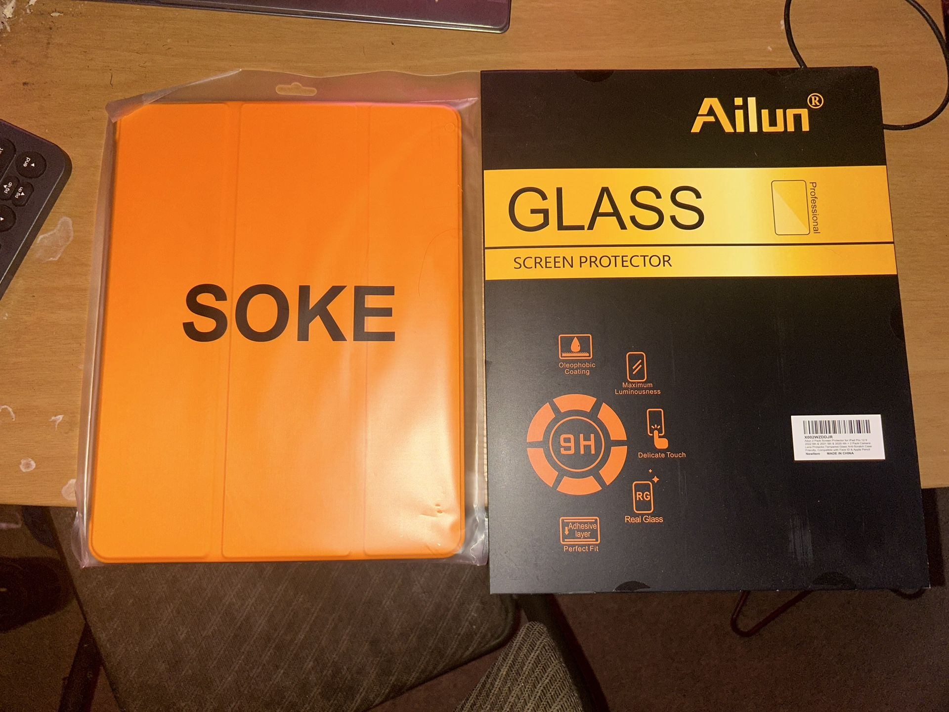 iPad 12.9 inch Orange folio and Screen Protector