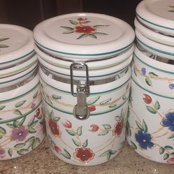 CIC Certified International Corp. set Of 3 Floral Canisters