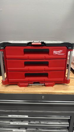 Milwaukee three drawer packout