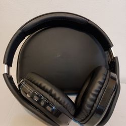 iLiVe.  Platinum  IAHP87 wireless Noise cancelling Headphones  in good  condition 