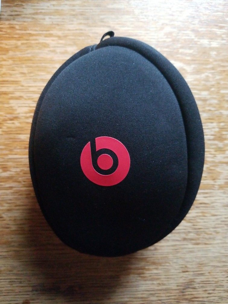 Beats Wireless Solo 2