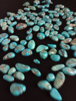 AZ TURQUOISE CABACHONS FOR SALE 68 Pieces