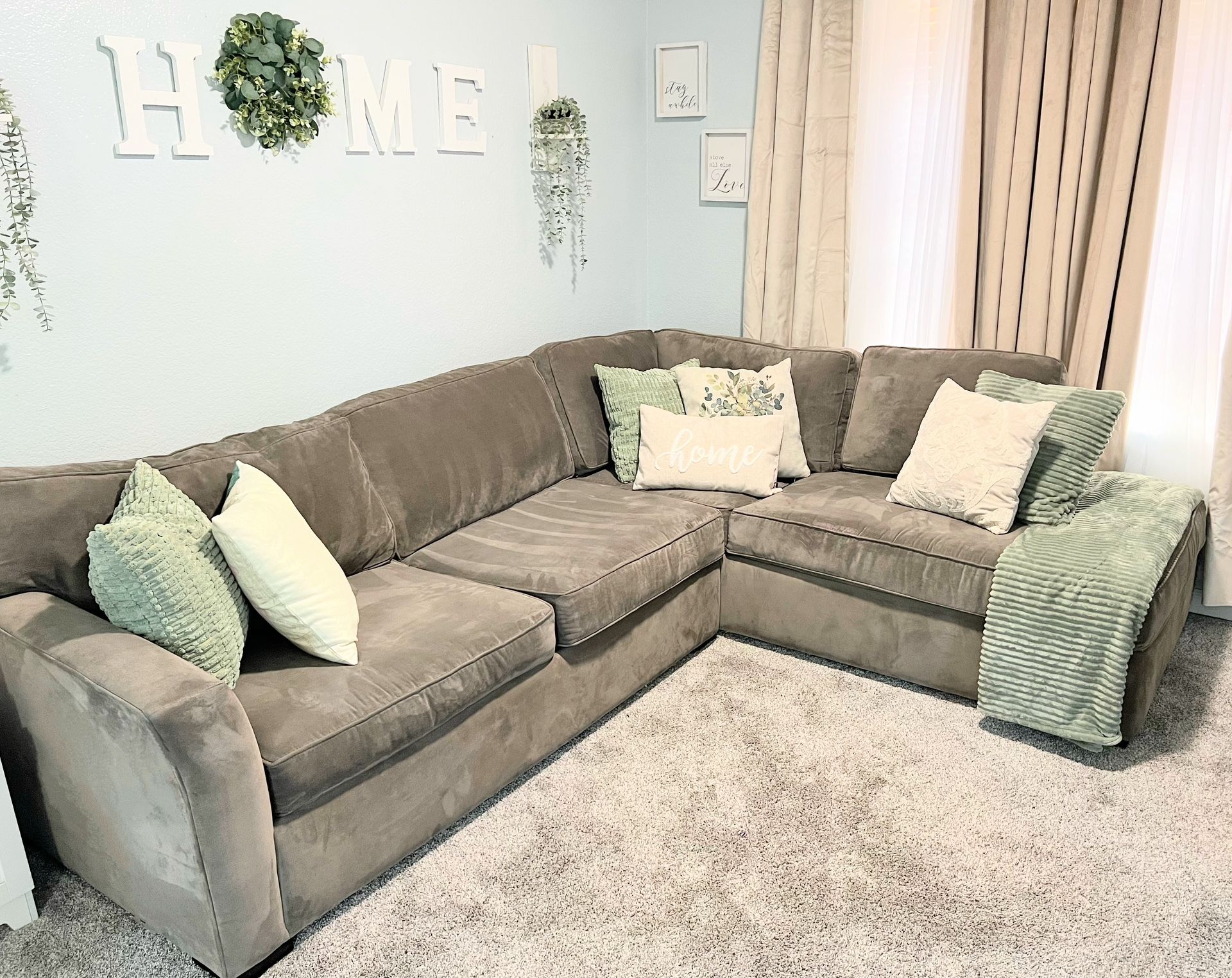 Grey Sofa/couch With Chaise