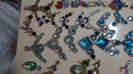 Jewels Cluster Or Blings