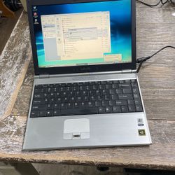 Windows XP  Sony Laptop W/ Charger $140
