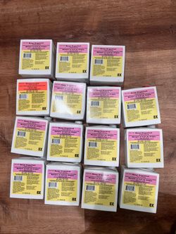 14 Original Starbucks 1L mango dragonfruit concentrate + 1 strawberry açaí concentrate