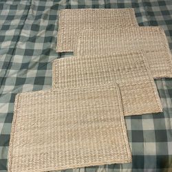 Set Of 4 Straw Matching Large Placemats 