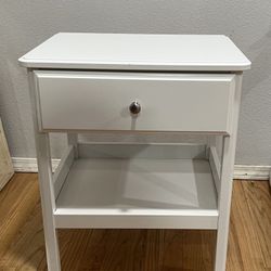 Kids End table