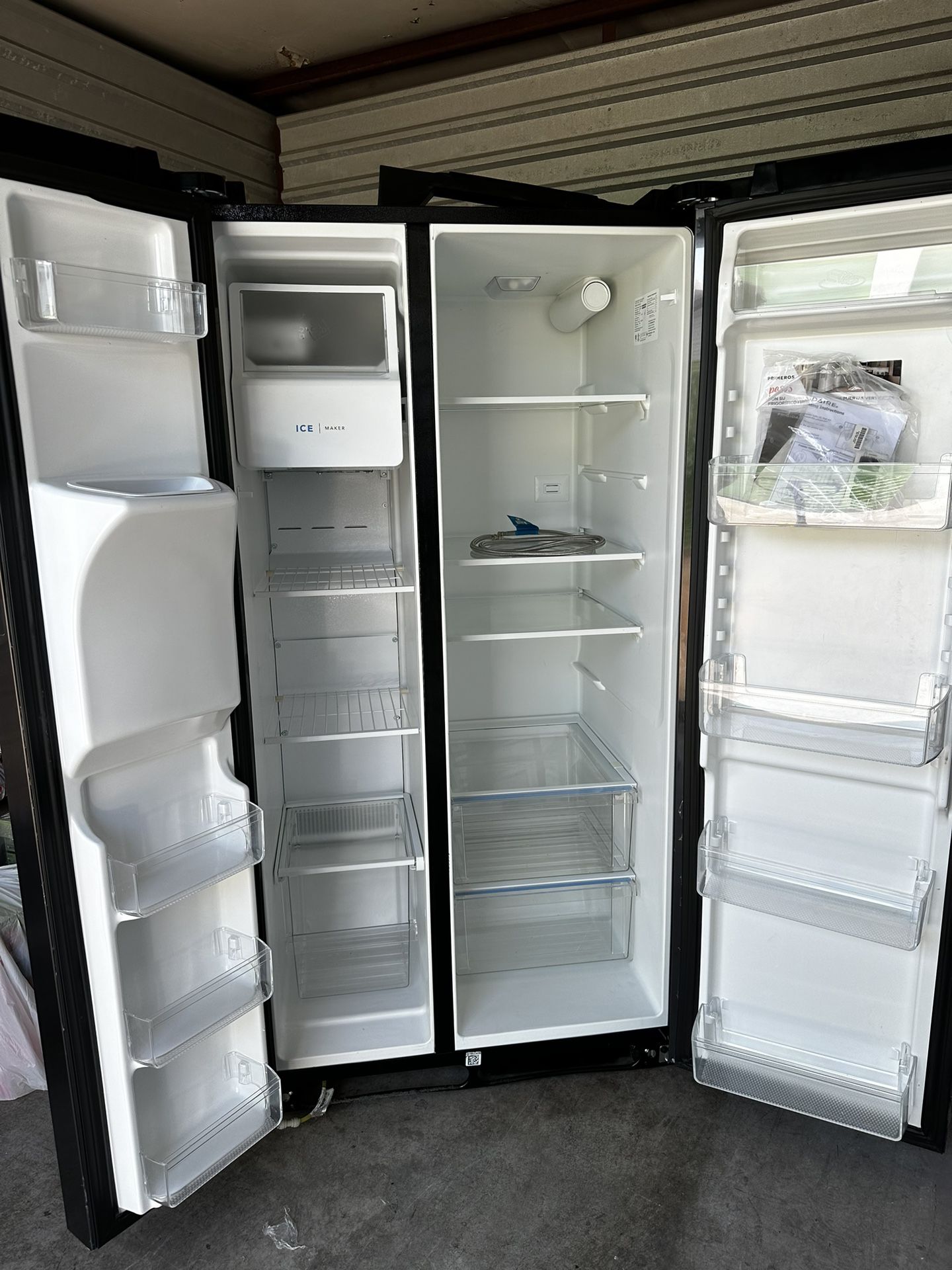 Refrigerator  Brand Frigidaire  Color Silver