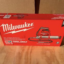 Milwaukee M12 Grease Gun New In The Box $150 (Home Depot $218)