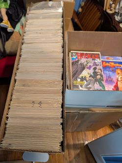 Comic book lot
