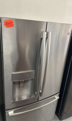 GE French Door Fridge – Stainless, Ice & Water Dispenser