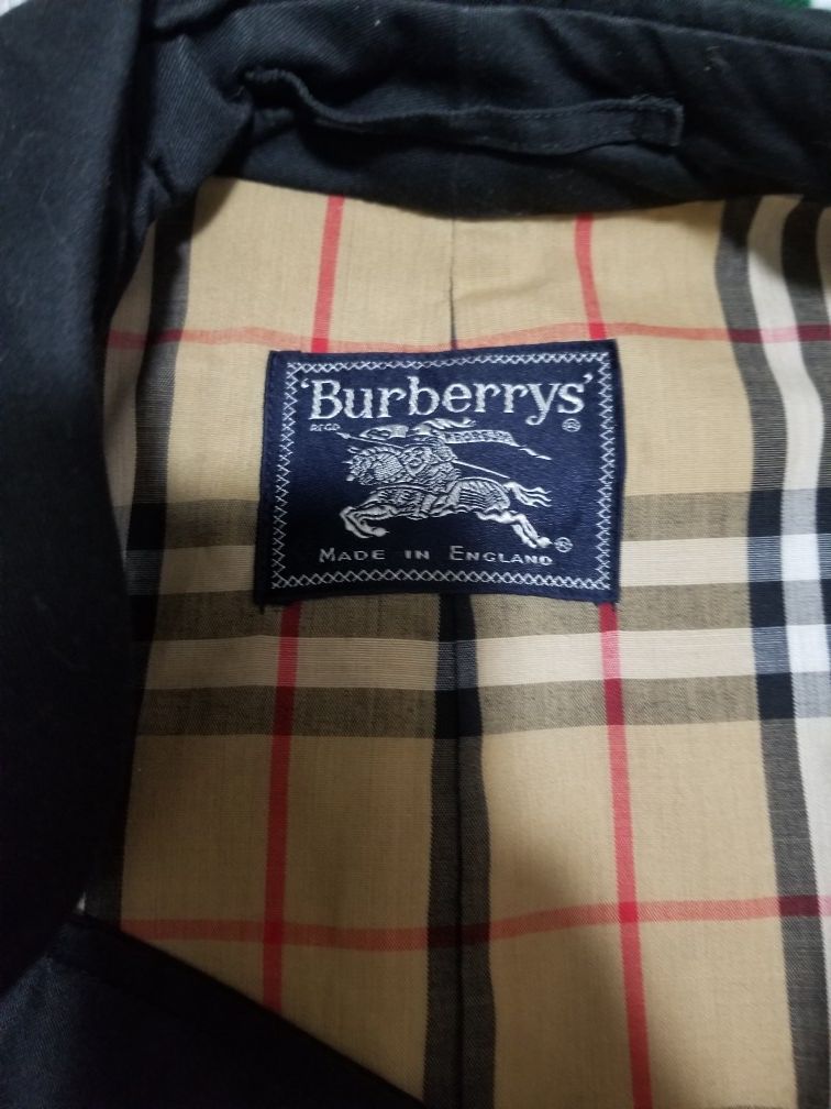 Genuine vintage Burberry trench