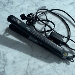 HSI Professional Flat Iron Hair Straightener 
