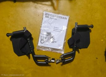 Medline Guardian Swing-Away Wheelchair Footrests – Pair with Heel Straps