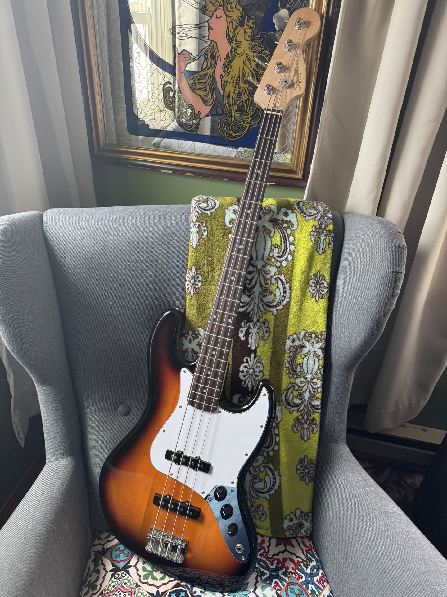 Squire Jazz Bass