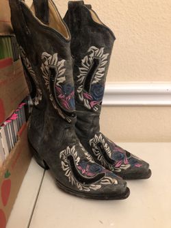 Like new corral women’s boots