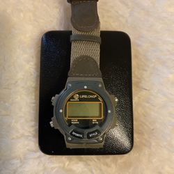 Vintage Quartz Lifelong Sports Watch With Leather And Fabric Band
