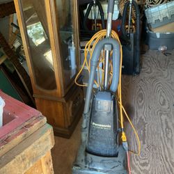 Commercial Vacuum Cleaner Asking 19 Dollars 