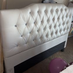 QUEEN BED FRAME