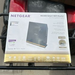 Netgear R6300 Smart WiFi Router 