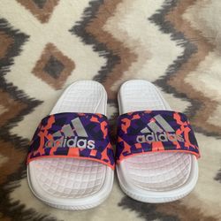 Multicolor adidas slides size 5 boys